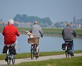 retirement02 People Cycling